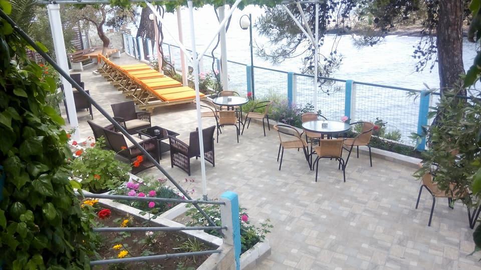 Gorgona Rooms Aliki  Exterior photo